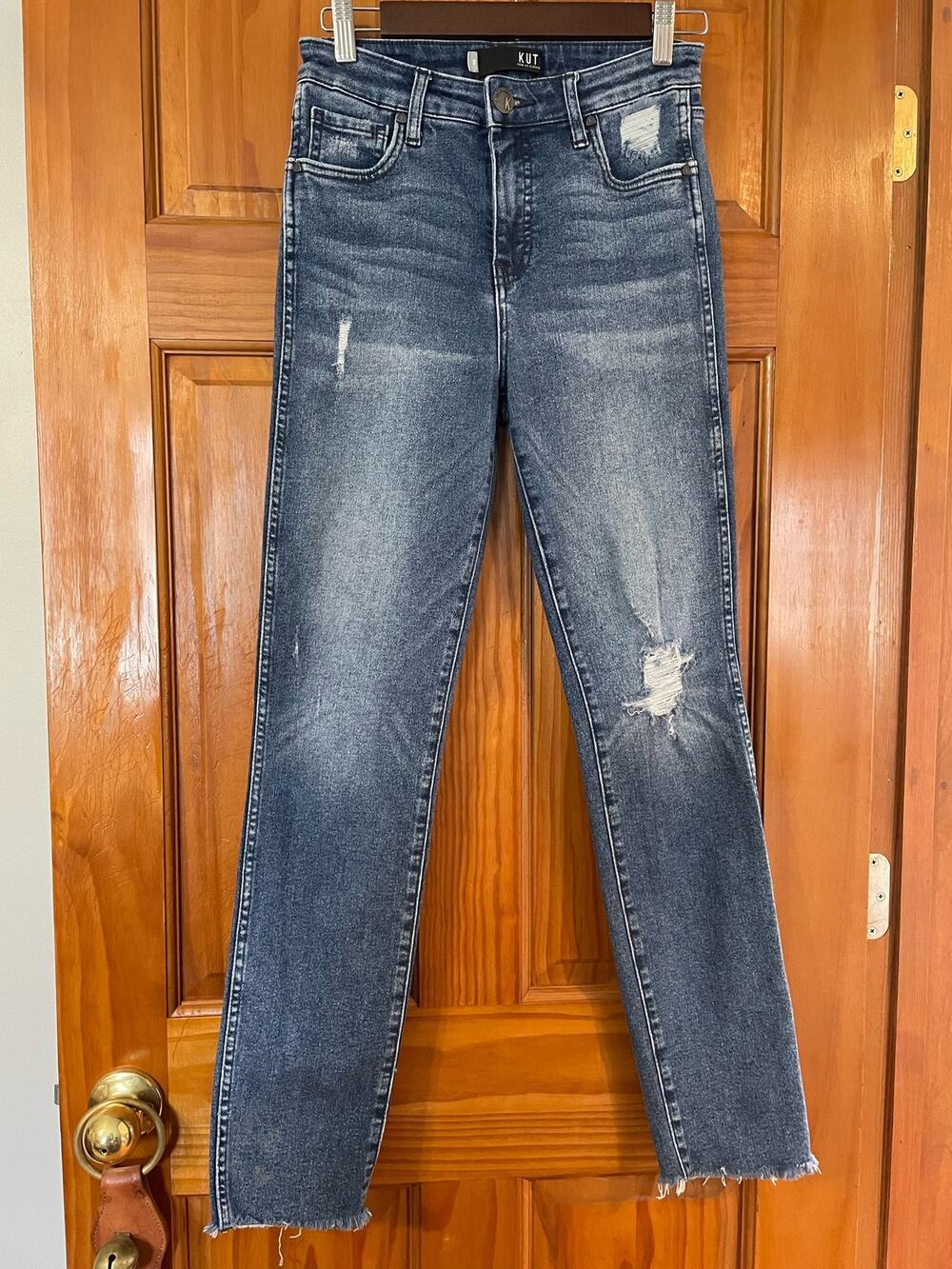 Kut from the Kloth Womens Jeans size 0 skinny raw hem